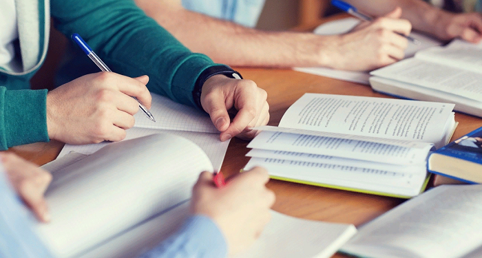 Заказать дипломную работу: преимущества, риски и этические соображения