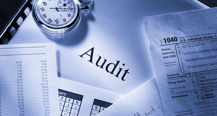 Какие услуги предоставляет аудиторская фирма «Киевский аудитор» и основные преимущества