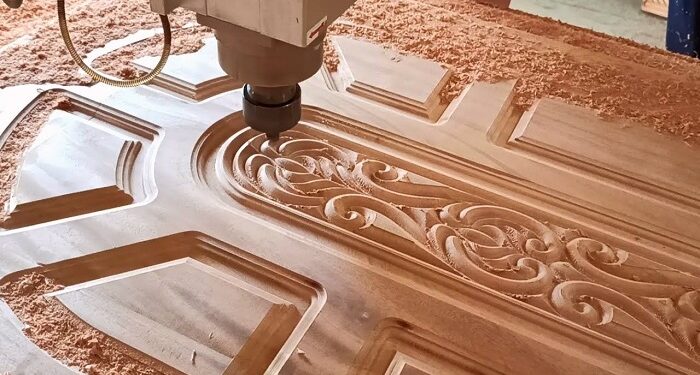 Cnc wood cutting from Easy Spray: when needed and main advantages