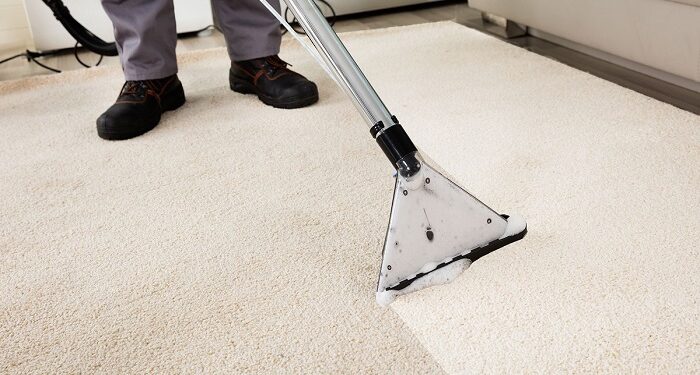 Хімчистка килимів за допомогою професійних засобів: особливості та переваги послуги