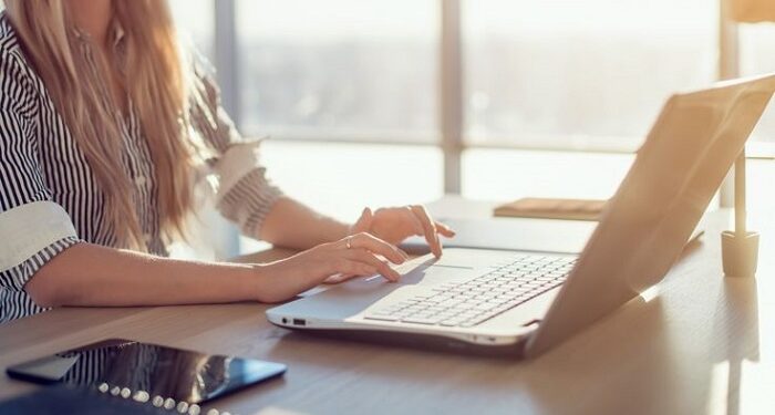 Доступ к продажам и клиентам из любой точки мира: преимущества облачной CRM